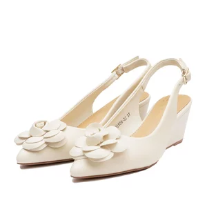 Pantofi eleganți decupați damă din piele naturală, Epica - 4395 Crem Box
